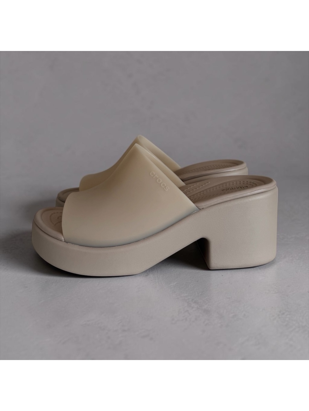 Crocs Siren Clog Mule in Bone / Beige – Women's Size 9